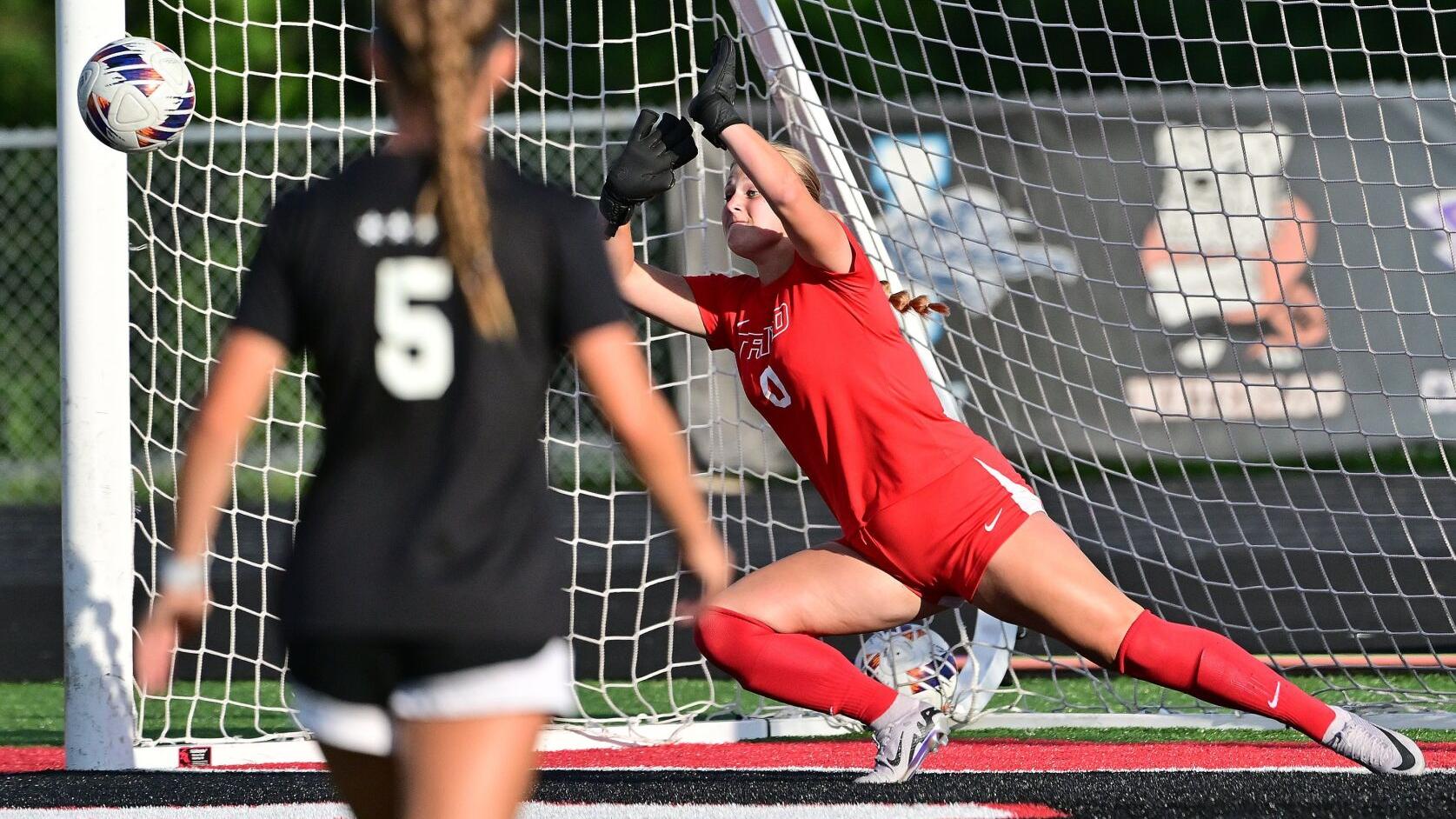 London Looby does it again with late game-winner in Triad's super-sectional triumph